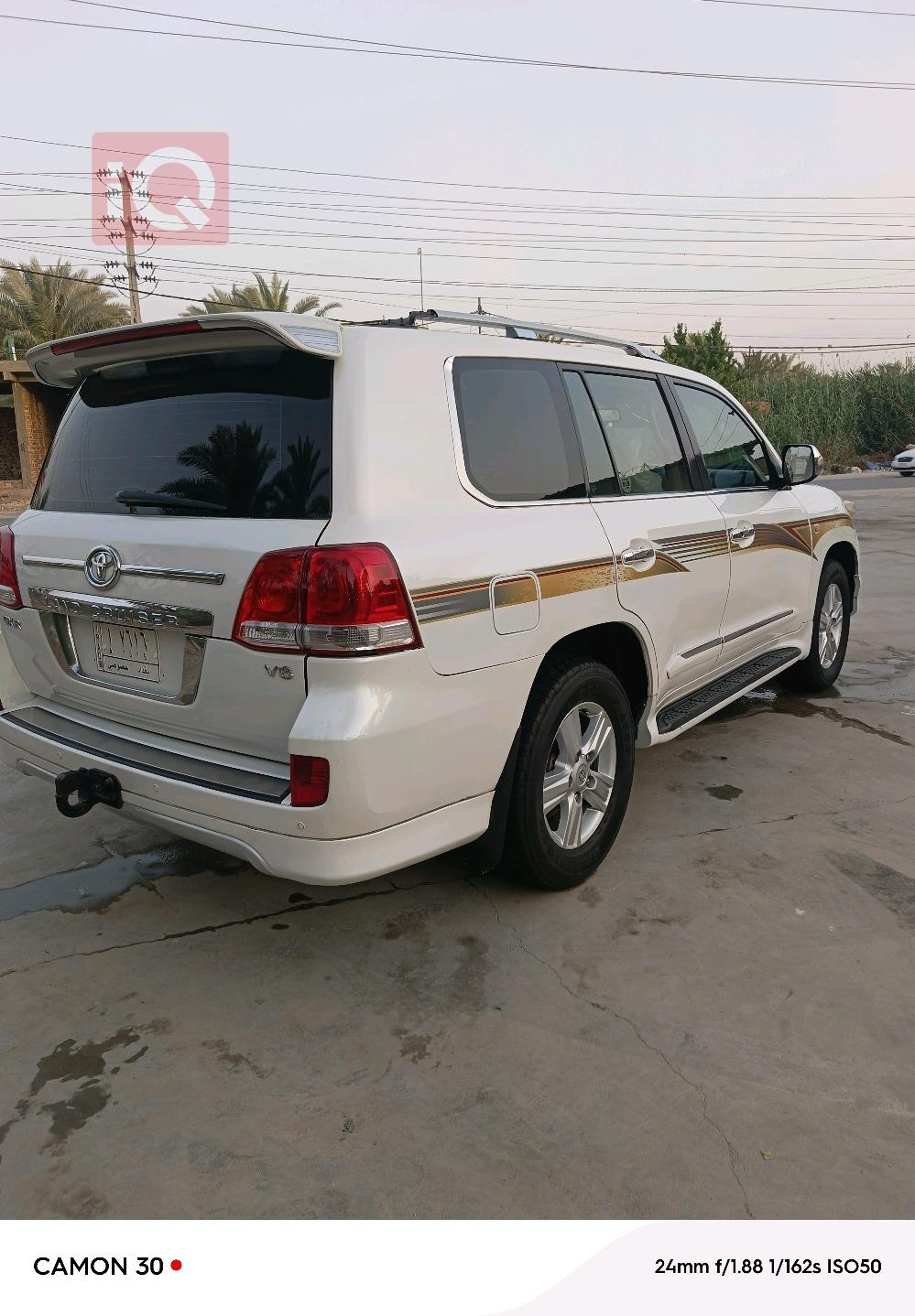 تويوتا لاندكروزر